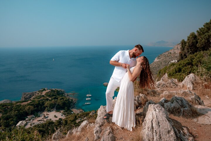 Private Vacation Photoshoot with Photographer in Capri - Photo 1 of 25